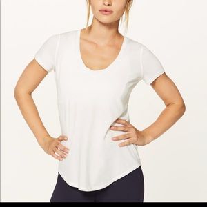 Lululemon V neck love tee